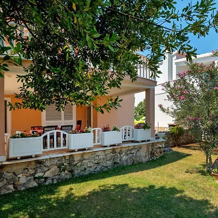 Daire Oleander Rogoznica (Sibenik-Knin)